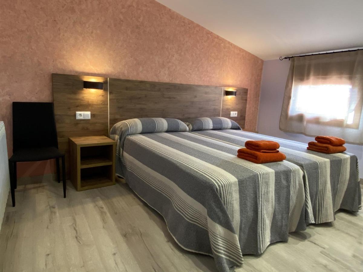 Apartamentos De Turismo Rural Las Eras Castelserás Eksteriør bilde